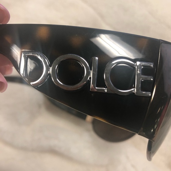 Sunglasses - Picture 7 of 8